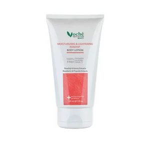 لوسیون بدن روشن‌کننده و مرطوب‌کننده وچه مدل Rosehip حجم 150ml با عصاره رز هیپ، عسل، آلوئه‌ورا و روغن هسته انگور، مناسب انواع پوست، رفع لک، یکنواخت‌کننده رنگ پوست، آبرسان و ضد پیری