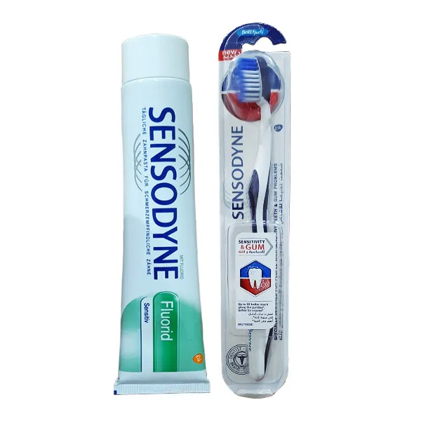 مسواک سنسوداین مدل Gum Sensitive با برس نرم به همراه خمیر دندان سنسوداین مدل فلوراید حجم 75 میلی لیتر