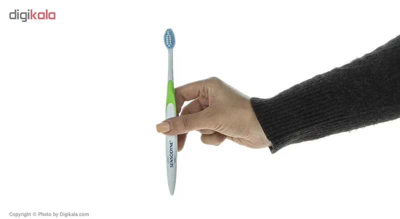 مسواک سنسوداین مدل Multicare با برس متوسط بسته دو عددی - تصویر 6