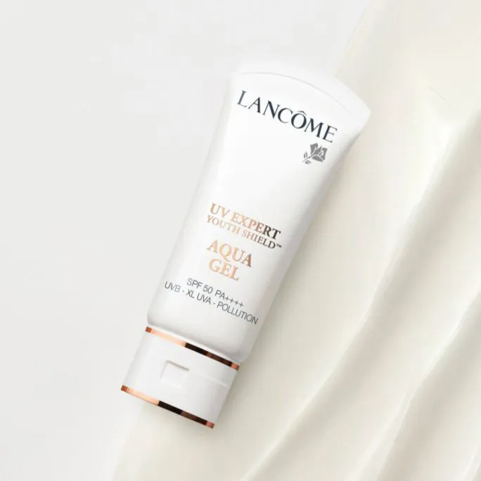 ژل ضد آفتاب بی رنگ لانکوم SPF50 مدل AQUA GEL مناسب انواع پوست حجم 50 میلی لیتر - تصویر 6