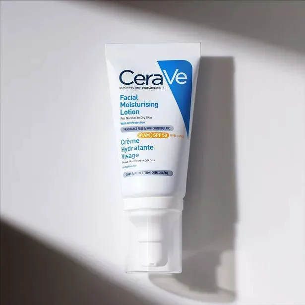 لوسیون ضد آفتاب بی رنگ سراوی SPF 50 مدل AM مناسب پوستهای معمولی حجم 52 میلیلیتر - تصویر 2