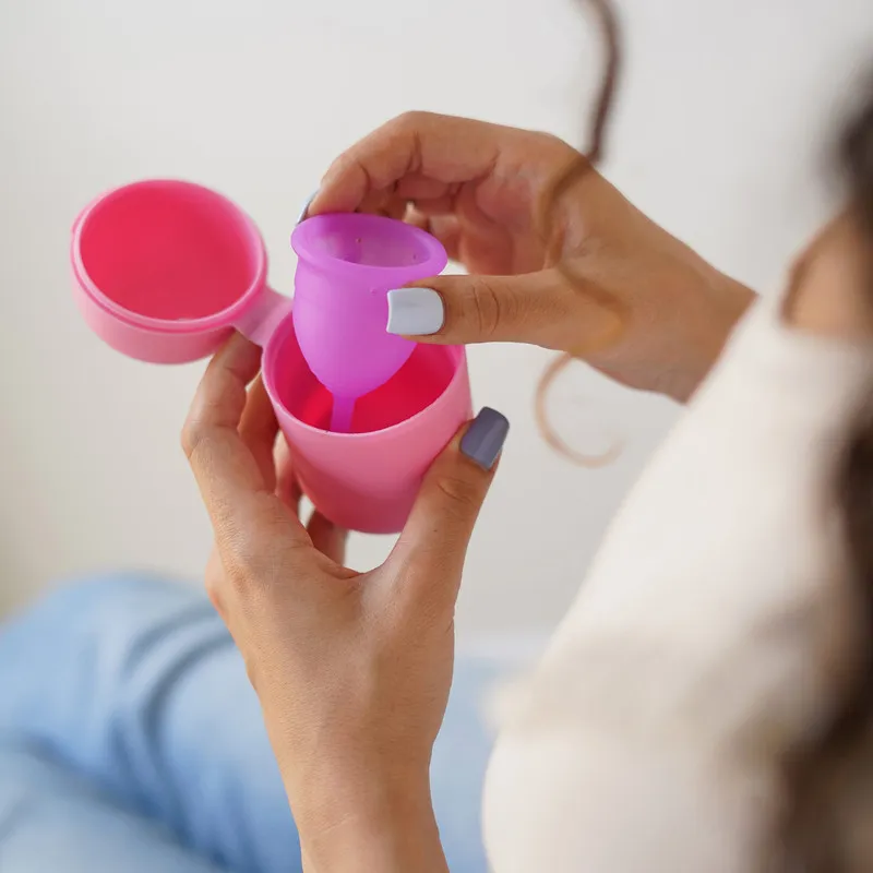 کاپ قاعدگی آندیا مدل 001 سایز کوچک به همراه لیوان کاپ قاعدگی آندیا مدل Alpha - تصویر 2