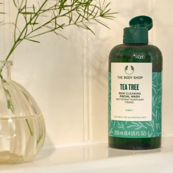ژل شستشو صورت بادی شاپ مدل  Tea Tree new look حجم 250 میلی لیتر - تصویر 2