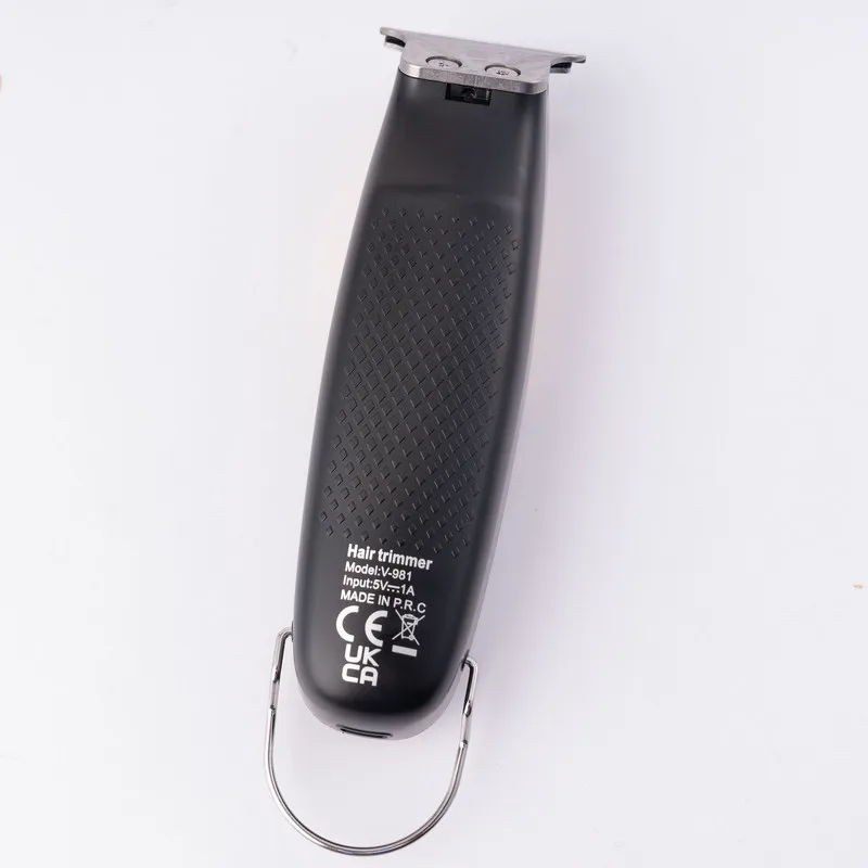 ماشین اصلاح موی صورت وی جی ار مدل V-981 با تیغه استیل ضد زنگ، عملکرد توربو، طراحی ارگونومیک، شارژ سریع 90 دقیقه و استفاده 150 دقیقه، دارای نمایشگر LED و 3 شانه اصلاح 1، 2 و 3 میلیمتری - تصویر 6