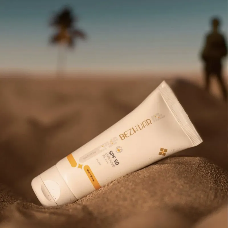 کرم ضد آفتاب بدون رنگ بژوار SPF 50 مدل 001 مناسب انواع پوست حجم 40 میلی لیتر - تصویر 3