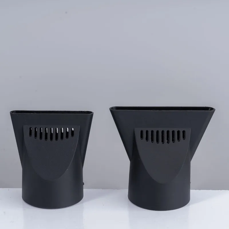 سشوار حرفه‌ای 2400 وات رومئو مدل RM-5050، موتور AC، وزن 450 گرم، المنت فلز، دارای سری متمرکز‌کننده باریک، متمرکز‌کننده پهن با ویژگی صاف‌کنندگی، حجم‌دهندگی، با قابلیت تنظیم دما، باد سرد - تصویر 5