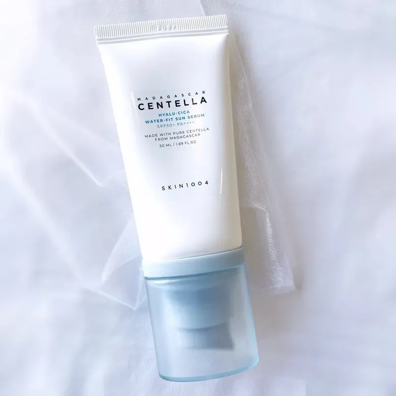 کرم ضد آفتاب بدون رنگ اسکین 1004 SPF 50 مدل Hyalu-Cica Water محافظ UVA ،UVB، مناسب برای انواع پوست، حجم 50 میلی‌لیتر - تصویر 5