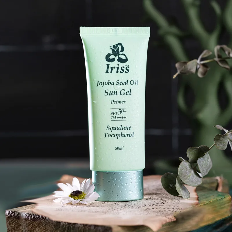 ژل ضد آفتاب بی رنگ صورت آیریس آس SPF 50 مدل JOJOBA SEED OIL محافظ UVA ،UVB و PA++++، ضد حساسیت، ضد چروک و ضد پیری، مناسب برای انواع پوست حجم 50 میلیلیتر - تصویر 4