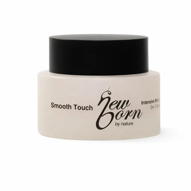 کرم مرطوب کننده صورت گردن نیو برن مدل smooth touch مناسب برای پوست خشک حجم 50 میلی لیتر 