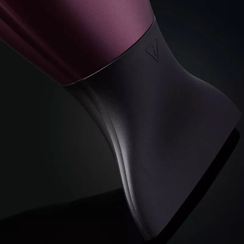 سشوار حرفه‌ای 2200 وات جی اچ دی مدل helios limited edition cherry chic - تصویر 3