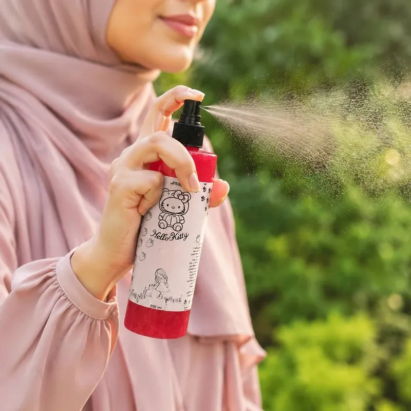 بادی اسپلش زنانه آنیلا مدل HELLO KITTY حجم 250 میلی لیتر - تصویر 2