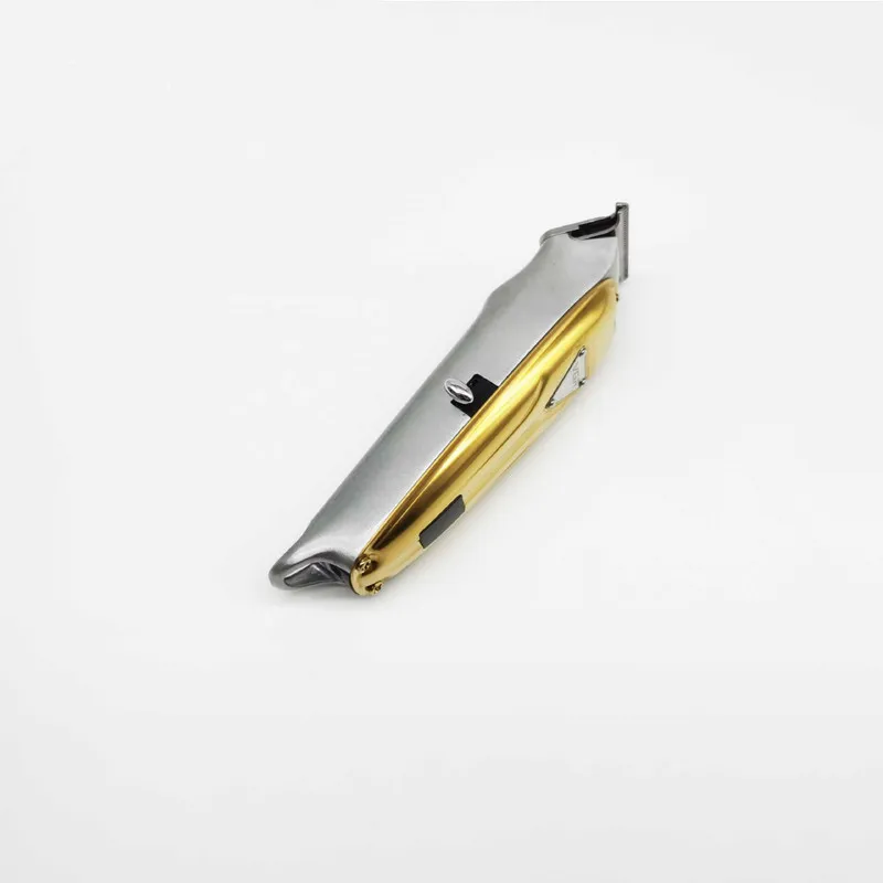 ماشین اصلاح مو صورت و سر وی جی آر مدل V-062 با باتری 1400mAh، شارژ سریع، 2 ساعت استفاده بی‌سیم، شانه متحرک در 4 اندازه، نمایشگر دیجیتال و قابلیت استفاده خشک و مرطوب - تصویر 5
