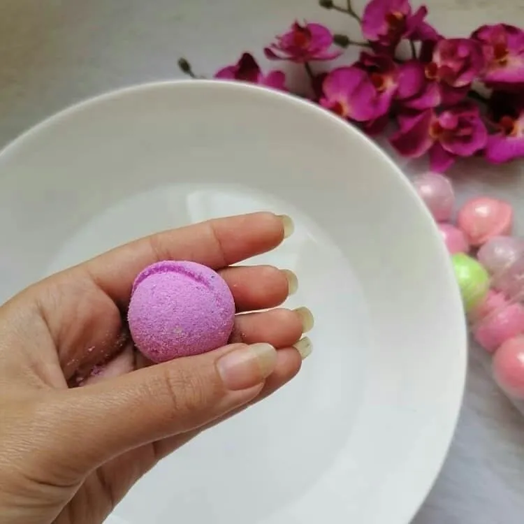 کوکتل نمک حمام مدل M وزن 400 گرم مجموعه 6 عددی - تصویر 3