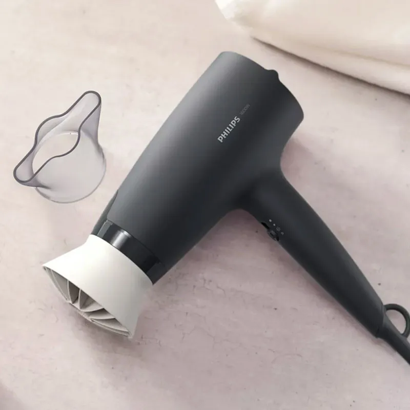 سشوار خانگی 1600 وات فیلیپس مدل BHD302، موتور DC، وزن 280 گرم، دارای سری متمرکزکننده باریک، خشککن ملایم با ویژگی صافکنندگی، با قابلیت باد سرد - تصویر 4