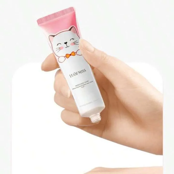 کرم مرطوب کننده لافمیس مدل 05 وزن 30 گرم بسته 5 عددی - تصویر 3
