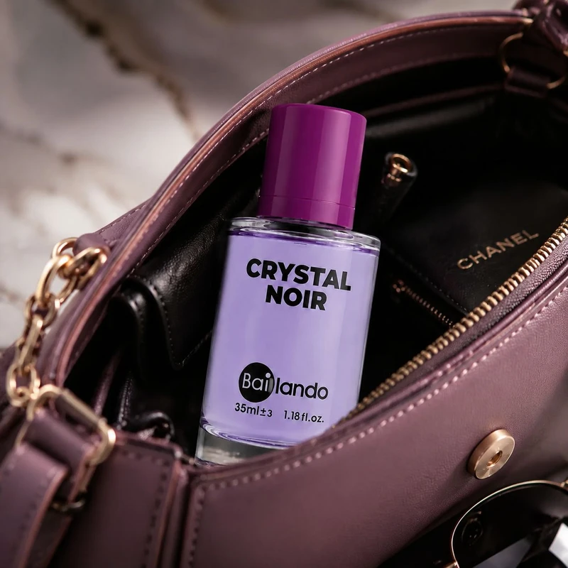عطر جیبی زنانه بایلندو مدل Crystal Noir با رایحه گرم و تلخ حجم 35 میلی‌لیتر - تصویر 3