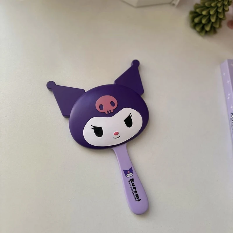 ست شانه و آینه آرایشی مدل Kuromi - تصویر 5